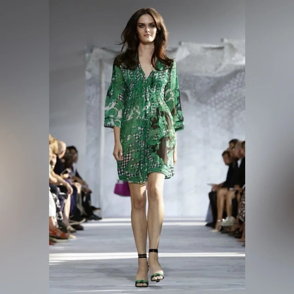 DVF Layla Silk Mini Dress Spring Summer 2015 Runway size 4